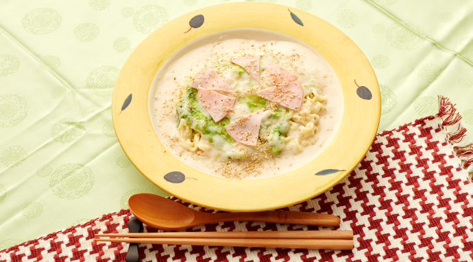 ハムと白菜重ねの中華クリーム麺